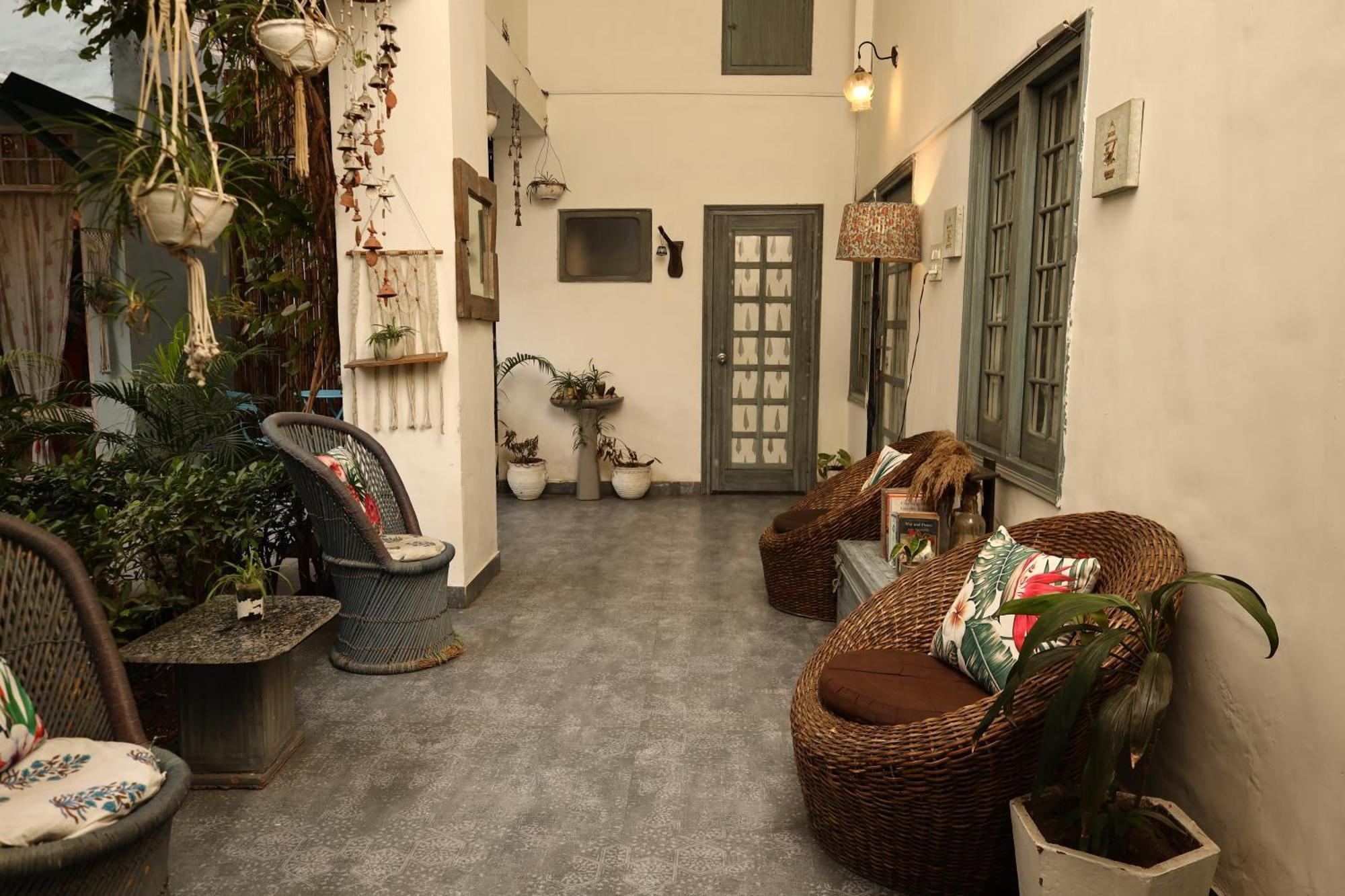 The Bougainvillea Bed & Breakfast Amritsar Exterior photo