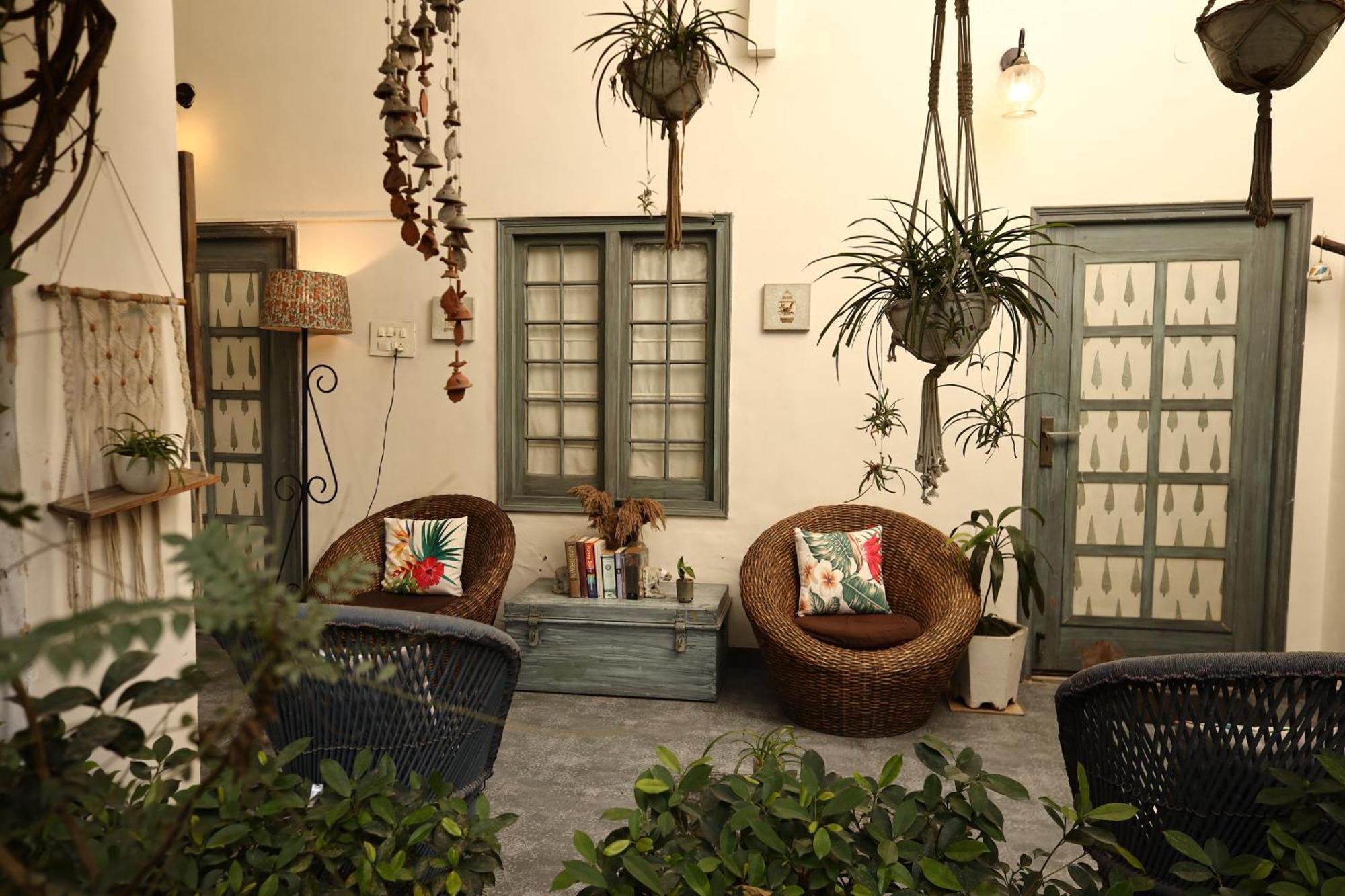 The Bougainvillea Bed & Breakfast Amritsar Exterior photo